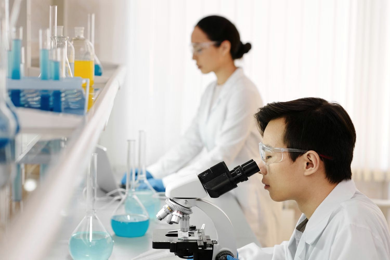 LEVEN application laboratory